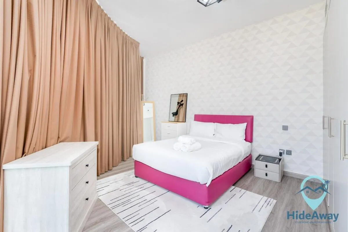 Apartment 1Br Unique Design Sleeps 4 Jvc Central Dubai United Arab Emirates