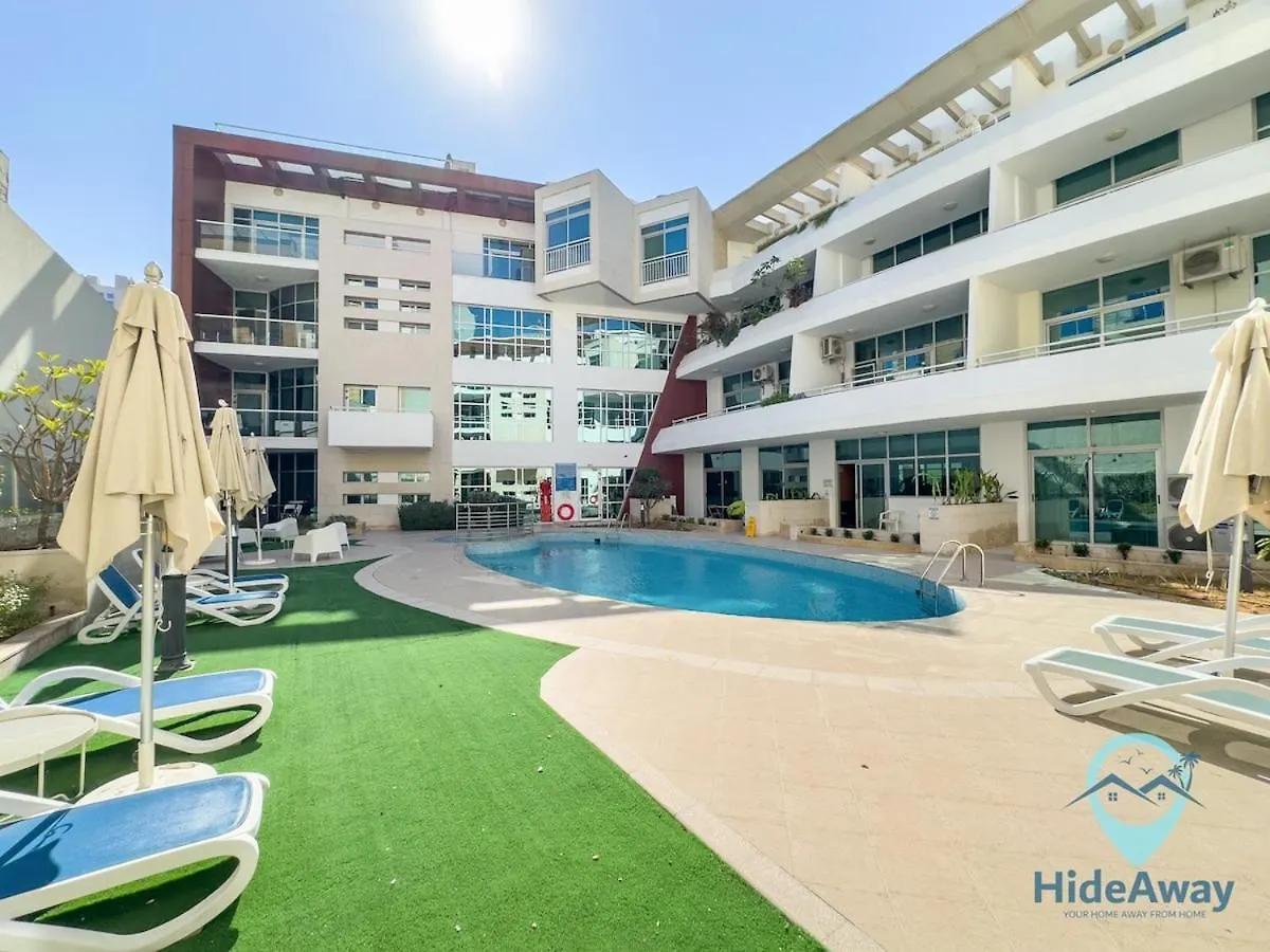 Apartment 1Br Unique Design Sleeps 4 Jvc Central Dubai