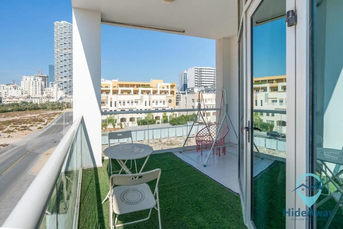 1Br Unique Design Sleeps 4 Jvc Central Dubai