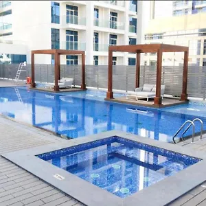 Bnbmehomes - Beautiful View Studio Near Marina - 1504 Dubai